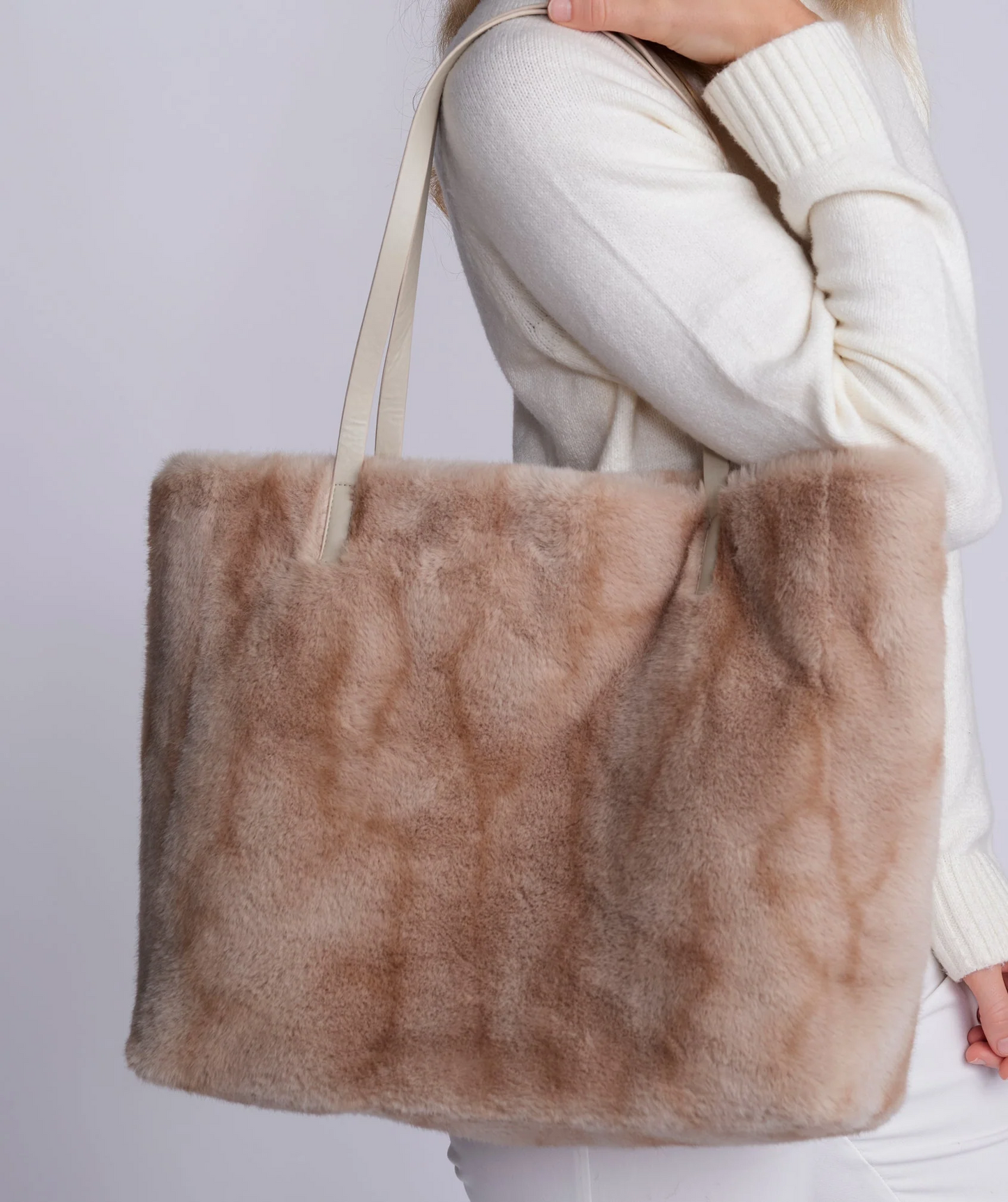 Pia Rossini Marilyn - Honey Ombre Faux Fur Tote Bag