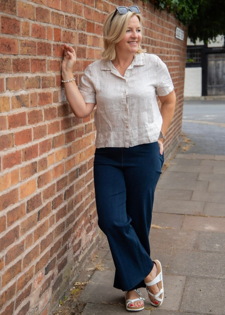 Amazing Woman Linen Shirt In Neutral