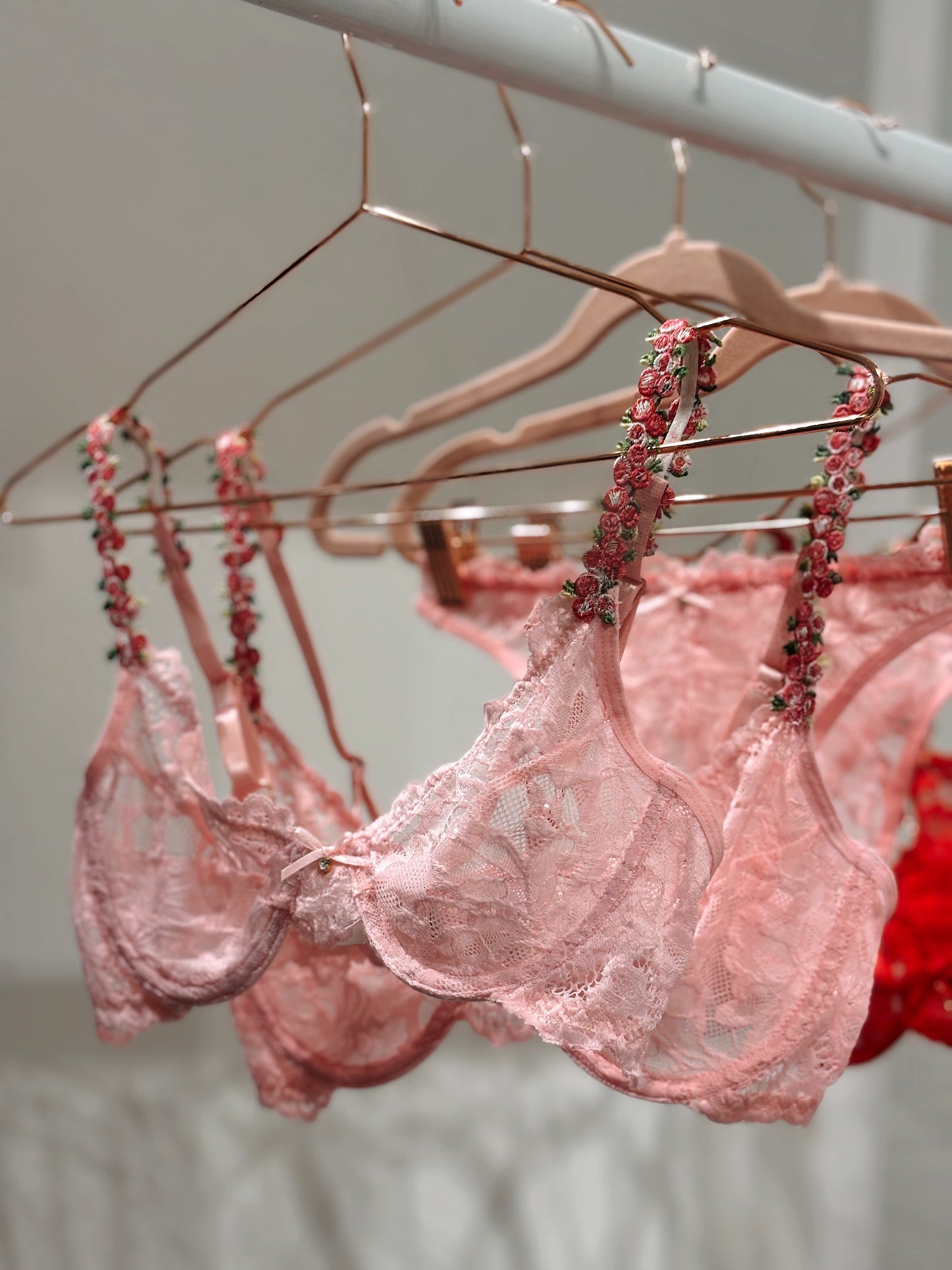 Isabella Flower Strap Underwired Lingerie Set