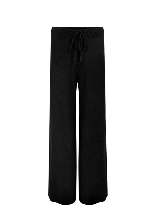 Amazing Woman Super Soft Colette Trousers In Black