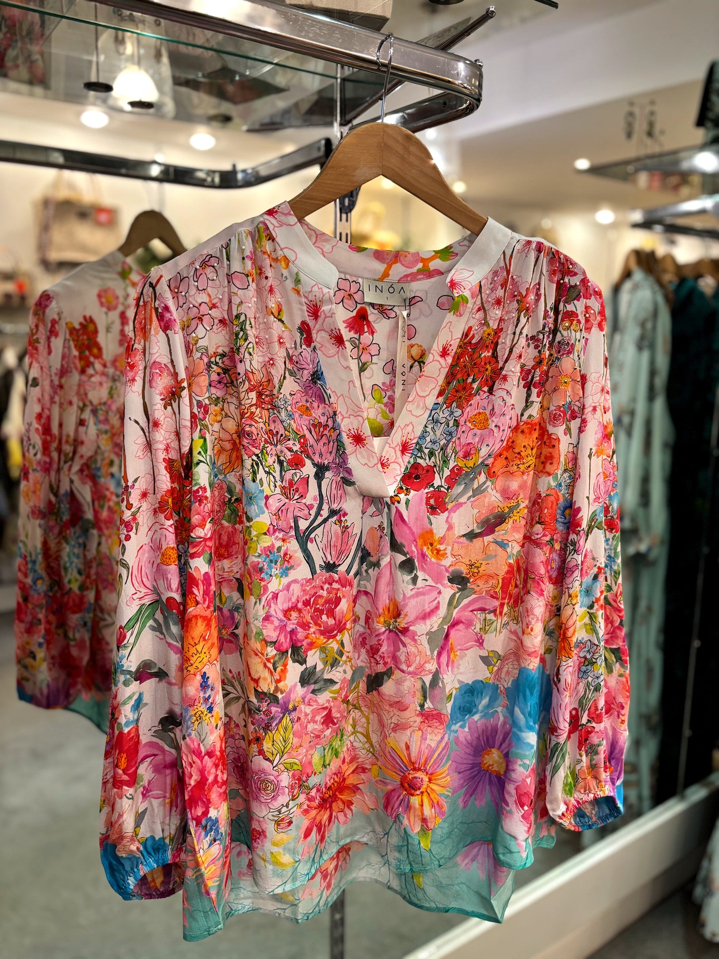 Inoa Premium Silk Pupper Top With Crystals In Pink Floral