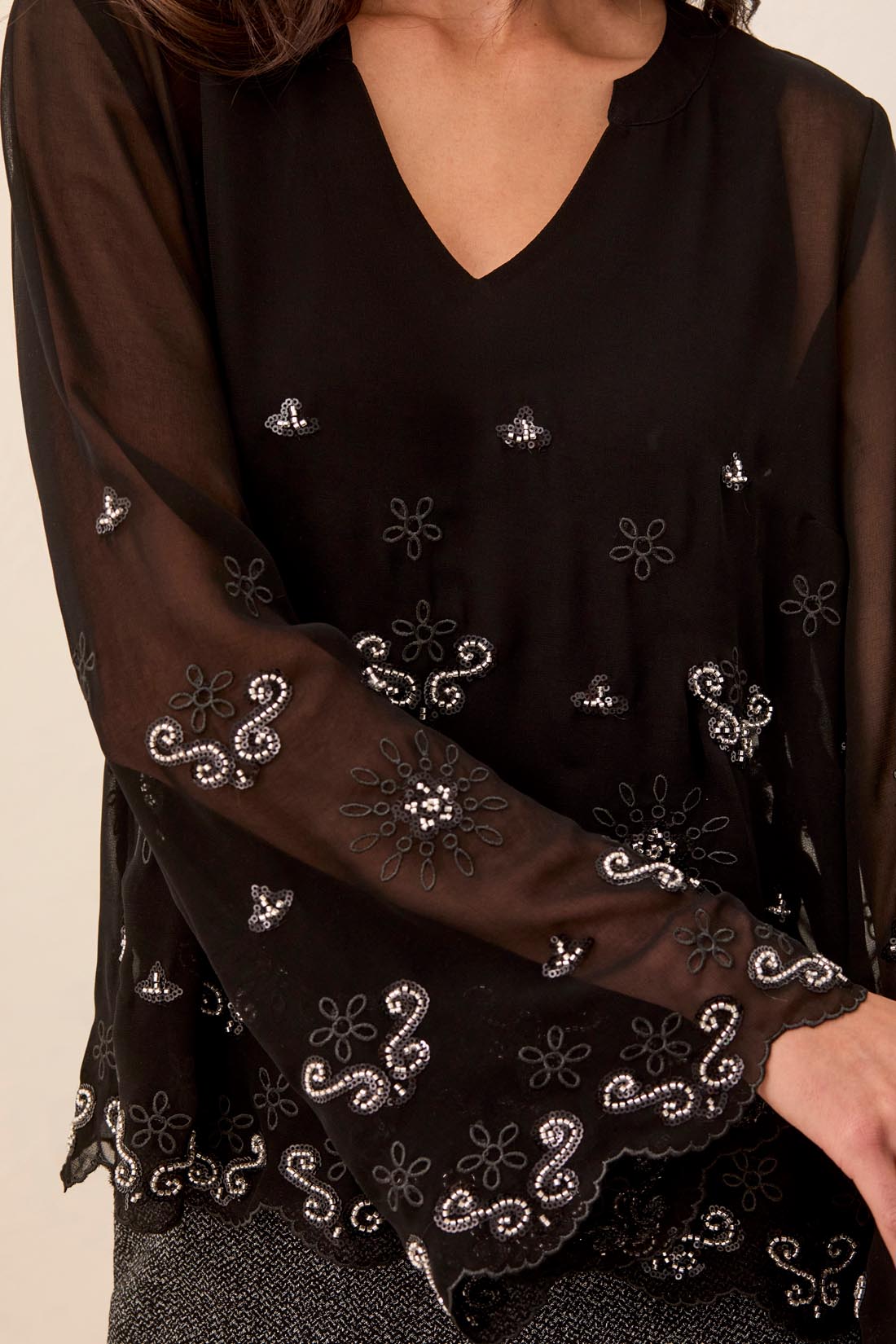TRIBAL Scalloped Edge Embellished Blouse