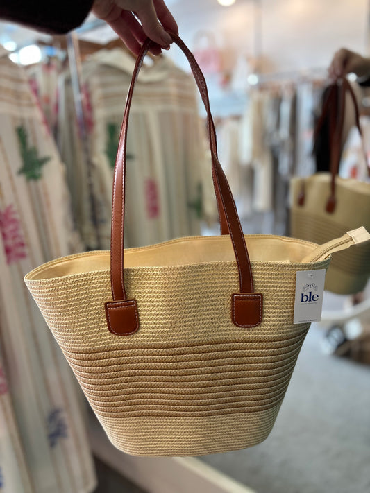 Beach Bag With Subtle Sparkle