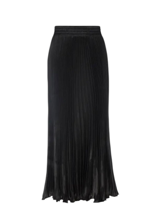 Pleated Shimmer Fluted
Hem Long Skirt in
Black