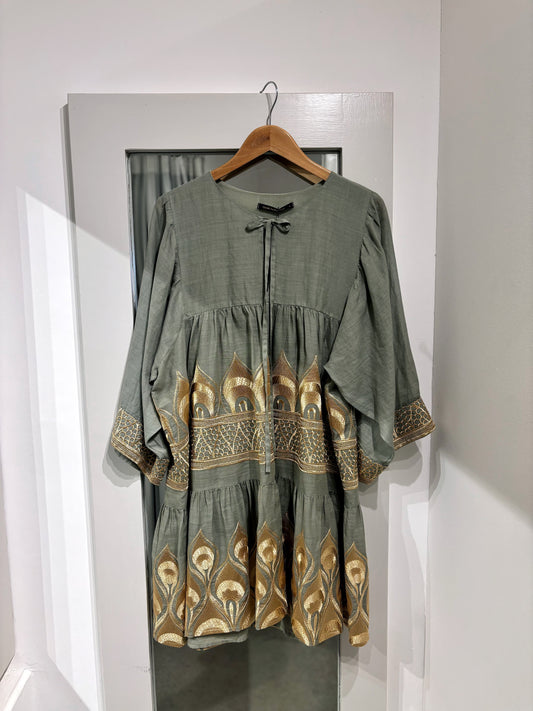 Greek Archaic Kori Short Linen Dress In Sage / Gold