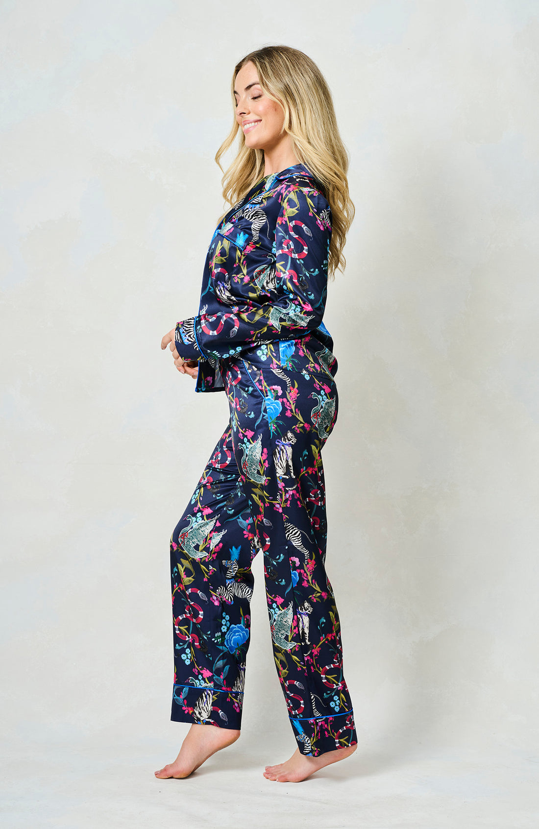 Hope & Ivy ‘The Suzanne’ Satin Pyjamas