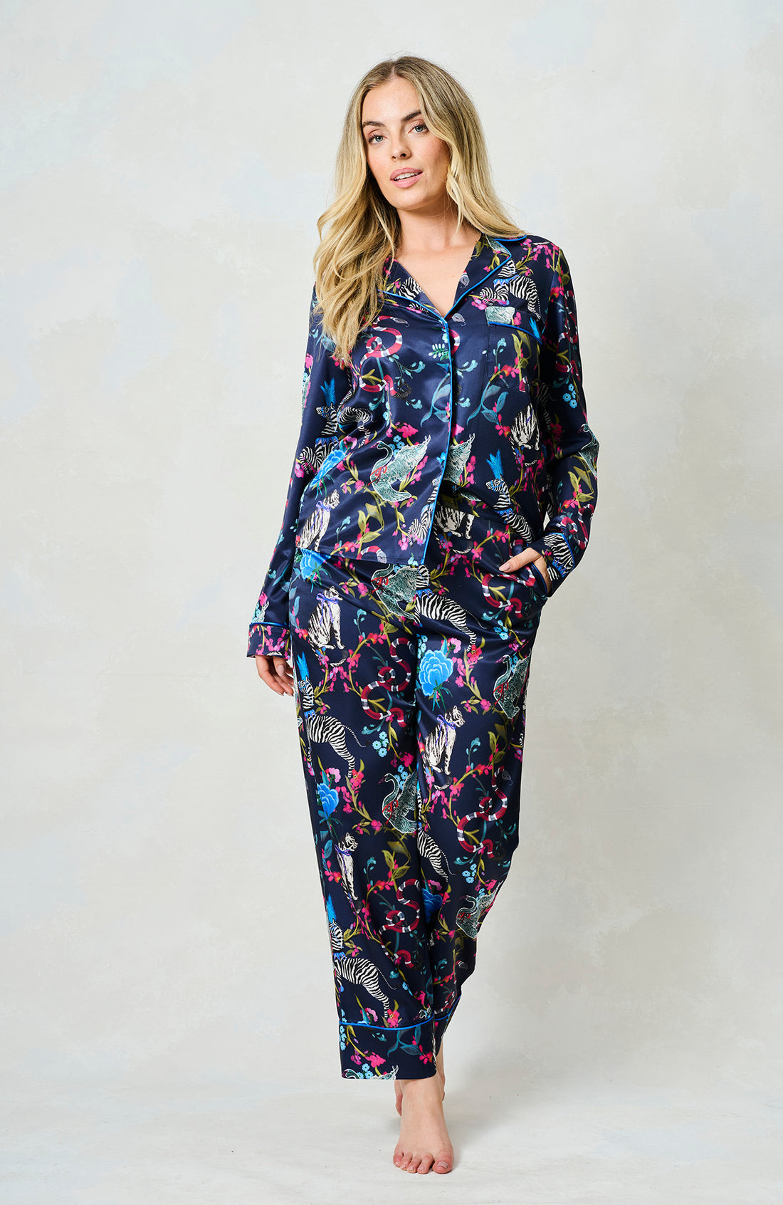 Hope & Ivy ‘The Suzanne’ Satin Pyjamas