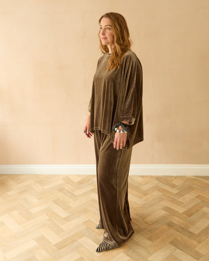 CHALK EVIE TROUSER | VELVET | TRUFFLE