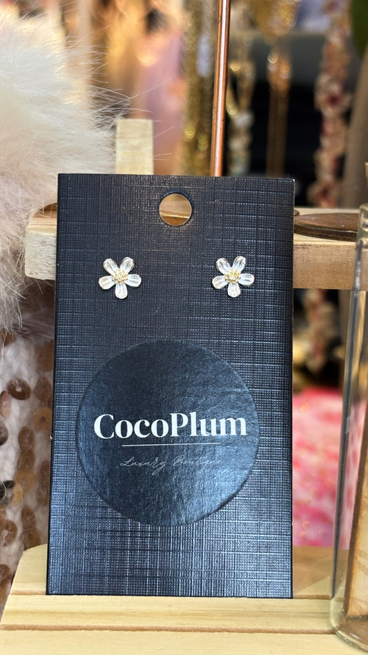 Daisy Stud Earrings