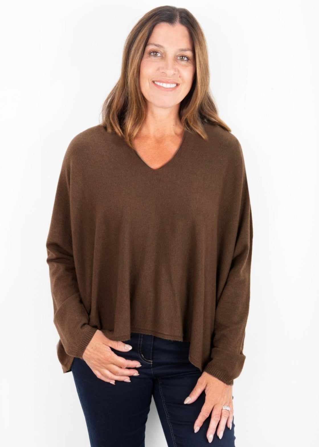 Mika Boxy Fine Knit Jumper In Espresso