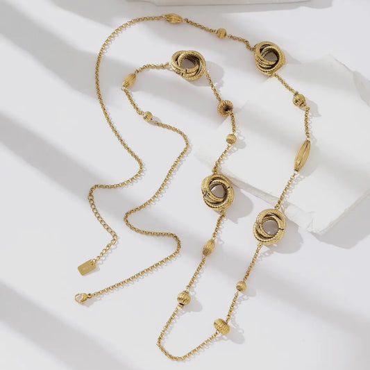 Long Necklace In Gold